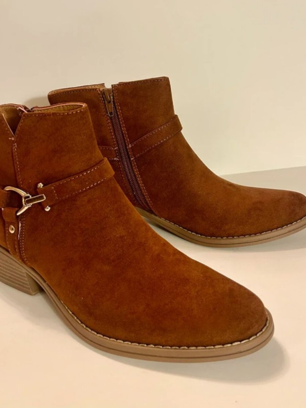 White Mountain Ankle Boot